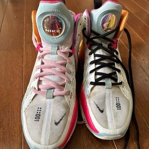 Men’s size 9 Nike Air Zoom G.T. Jump EP 'Unlock Your Space' FJ7065-100